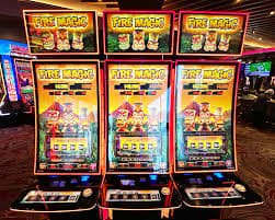 qq22 apk Live Casino Games